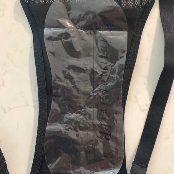 Tameeka Undies - Picture 7 of 10